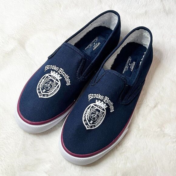 Sperry x Brooks Brothers Slip On Navy Crest Sneakers NWOT Size 8‎ - Picture 1 of 12